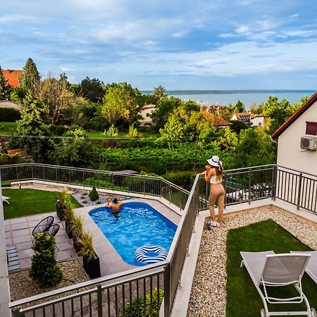Lake Spirit Boutique Apartments Balatonalmadi Bagian luar foto