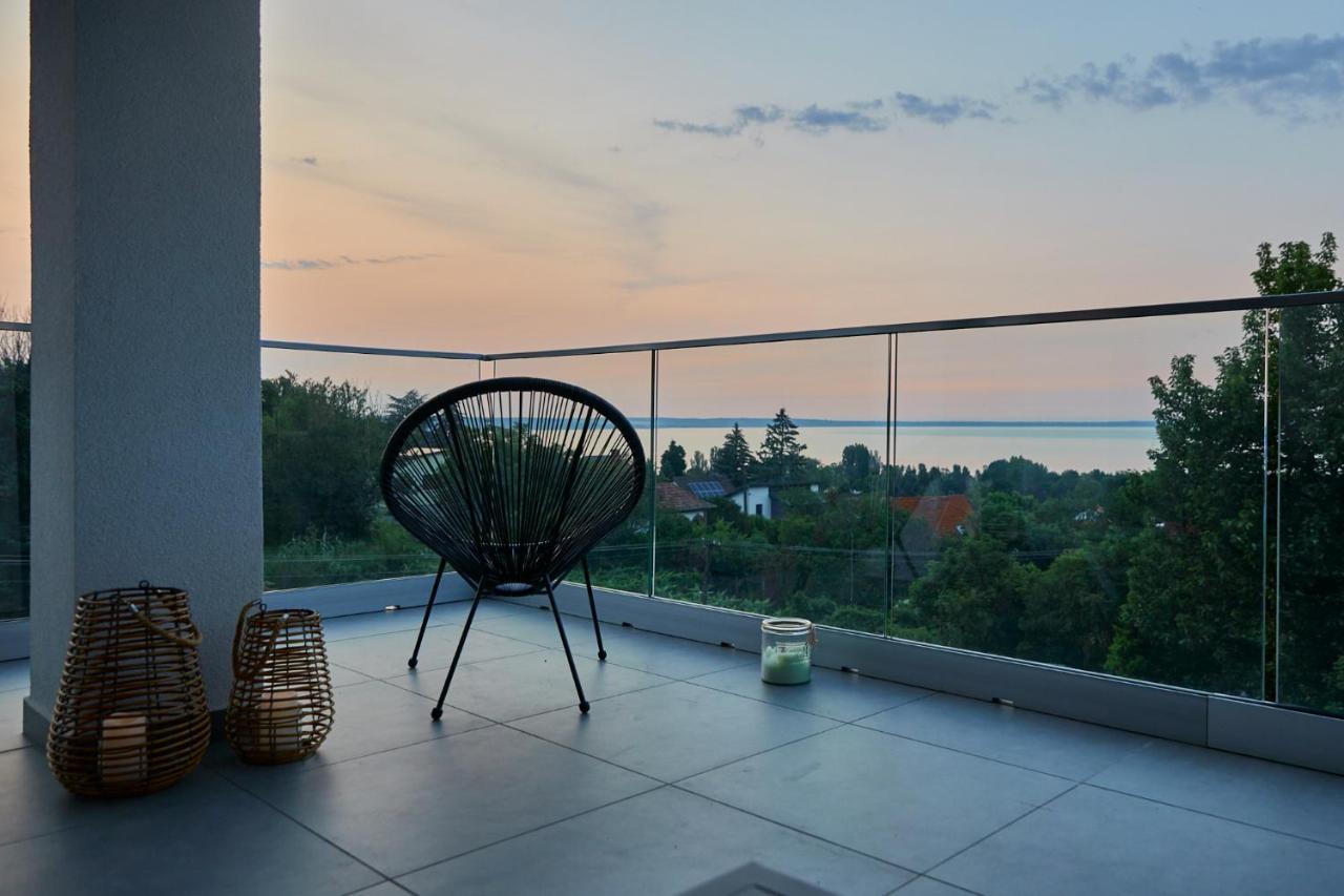 Lake Spirit Boutique Apartments Balatonalmadi Bagian luar foto